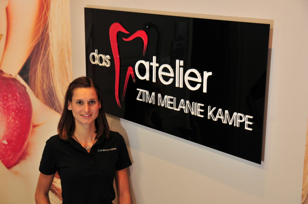 Inhaberin das Zahnatelier ZTM Melanie Kampe